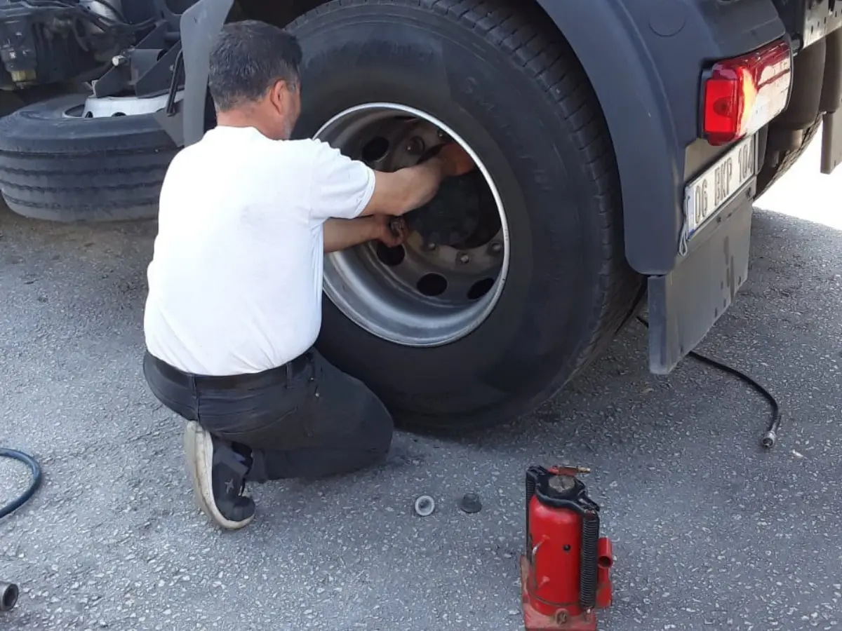 Eyyübiye Oto Lastikçi